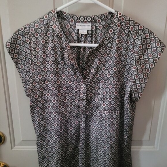 Liz Claiborne Red, White, & Blue Geometric Print Top Petite Medium - Picture 1 of 4